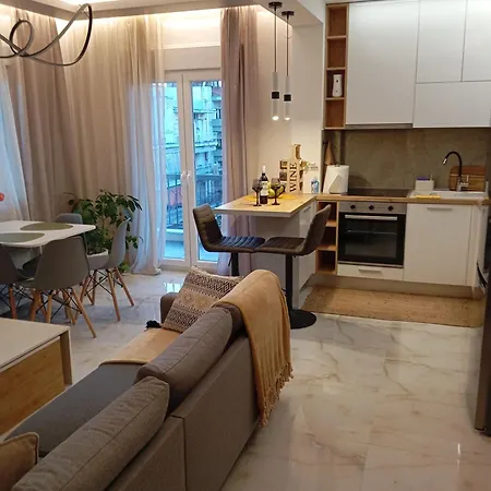 Athina & Andrea's Apartment Thessaloniki